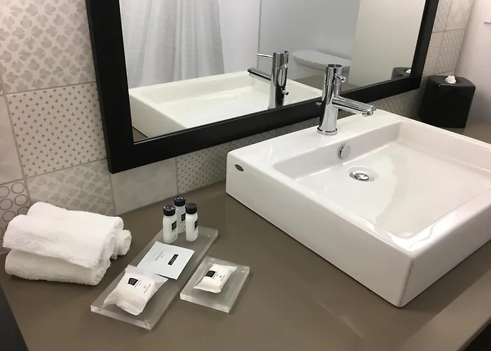 Country & By Radisson Ocean 4*