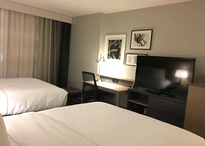 Country & By Radisson Ocean Hotel