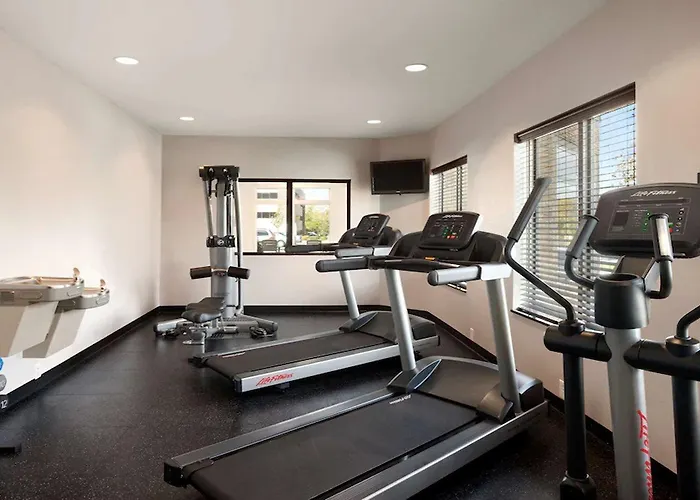 Hotel Country & By Radisson Ocean Ocean City