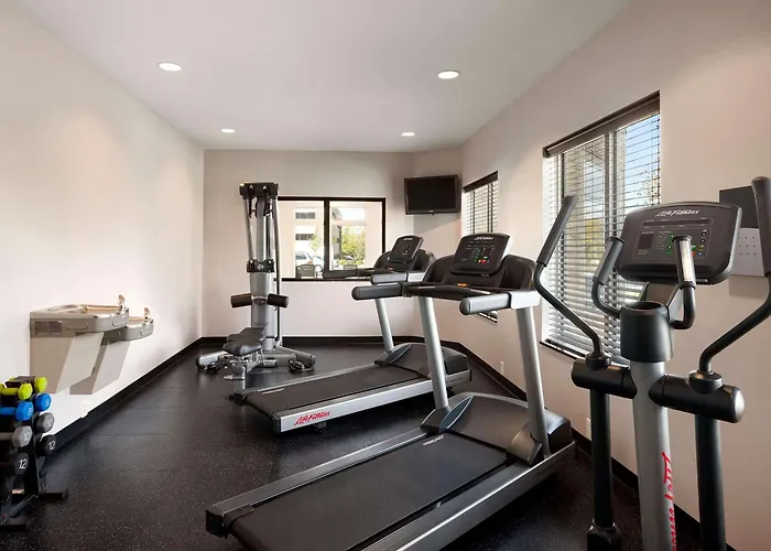 Hotel Country & By Radisson Ocean 4*