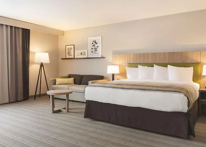Country & By Radisson Ocean